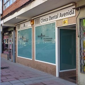 CLINICA DENTAL AVENIDA